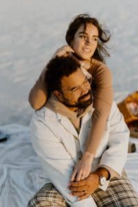 Jinny Singleton Beach Couple in Love 5