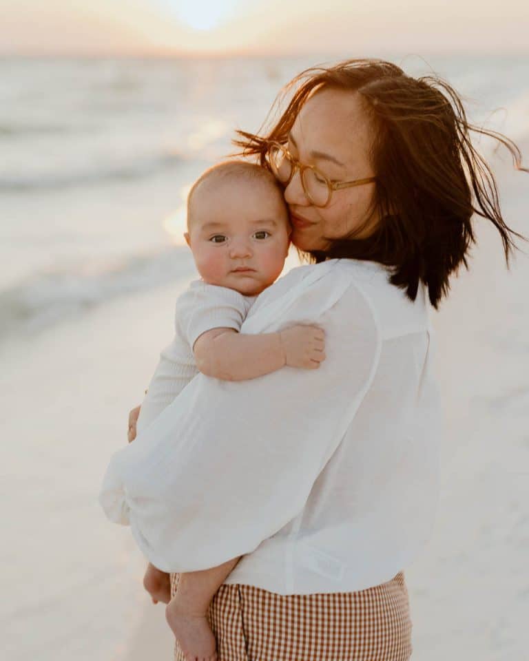 Jinny Singleton Beach Family of Four 3