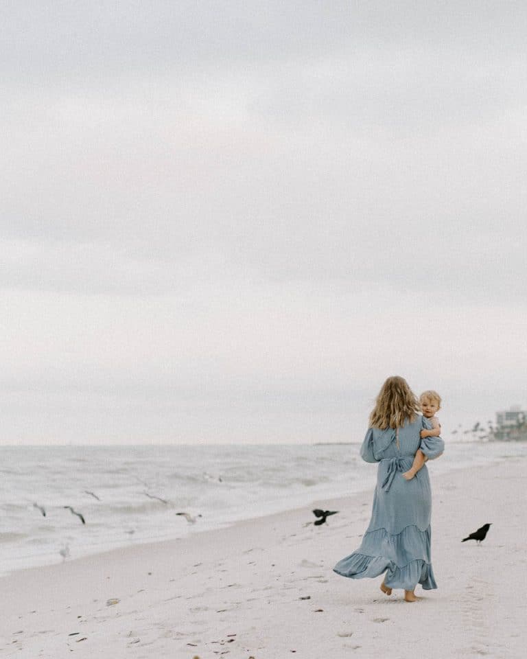 Jinny Singleton Beach Mother and Child 5 1
