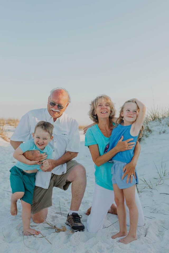 Priya Zwolinski Beach Shoot With 3 Generations 3 1