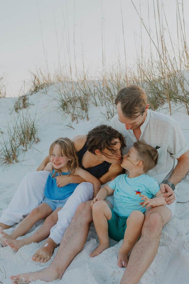 Priya Zwolinski Beach Shoot With 3 Generations 7